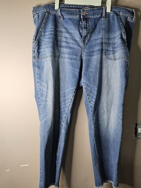 torrid Light Blue Slim Straight Women's Jeans